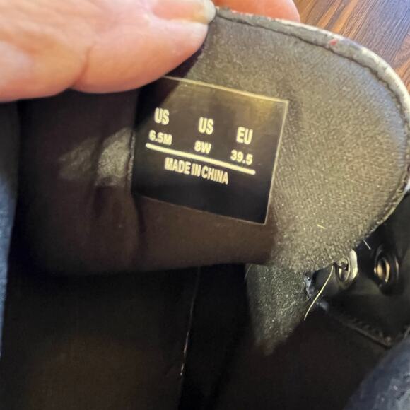 Fight Childhood Cancer Graphic Printed Lace Up Combat Boots Size 8 - Picture 9 of 11